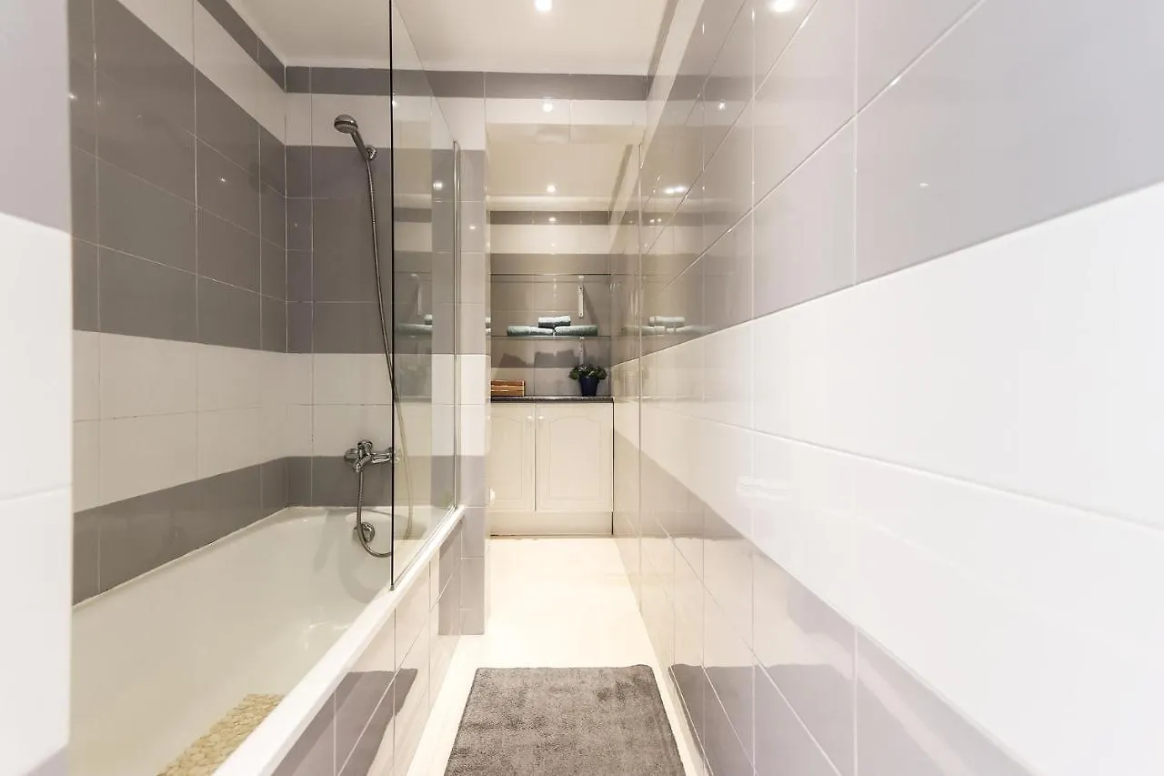Apartment Lisbon Flower 360º - Your Lovely Flat With Pool And Parking Portugal